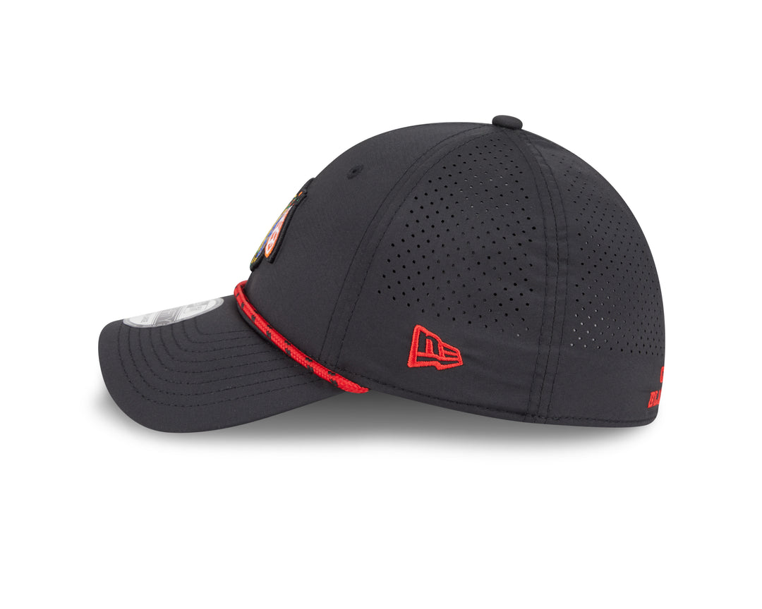 New Era Chicago Blackhawks 39THIRTY Primary Logo Rope Fitted Cap