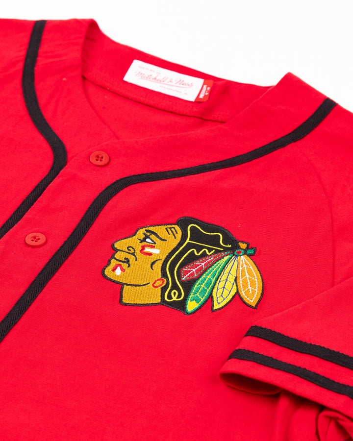red Mitchell &amp; Ness baseball-inspired button shirt with Chicago Blackhawks primary logo embroidered on left chest - front detail lay flat